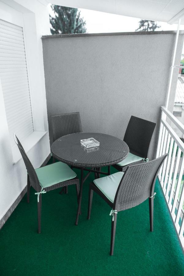 Apartman JOKA Ðakovo Bagian luar foto