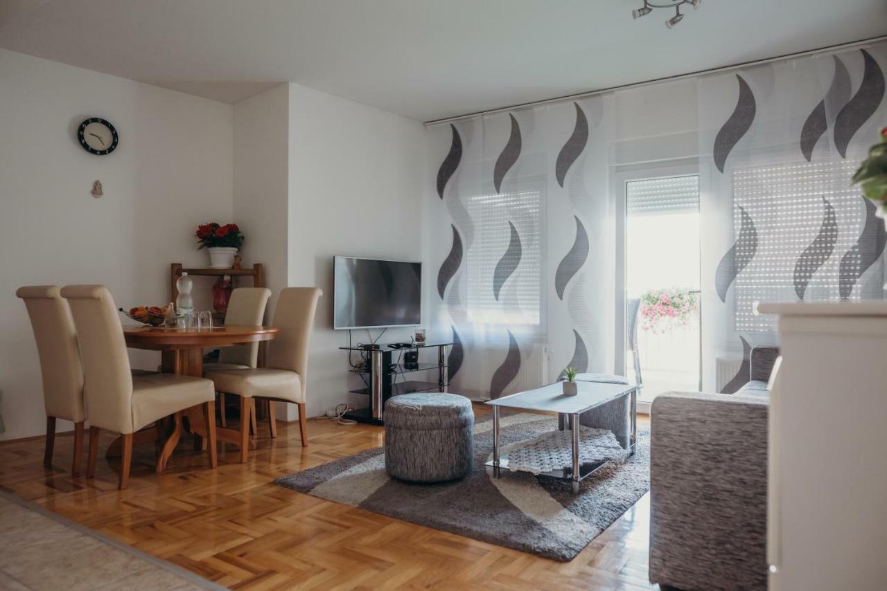 Apartman JOKA Ðakovo Bagian luar foto
